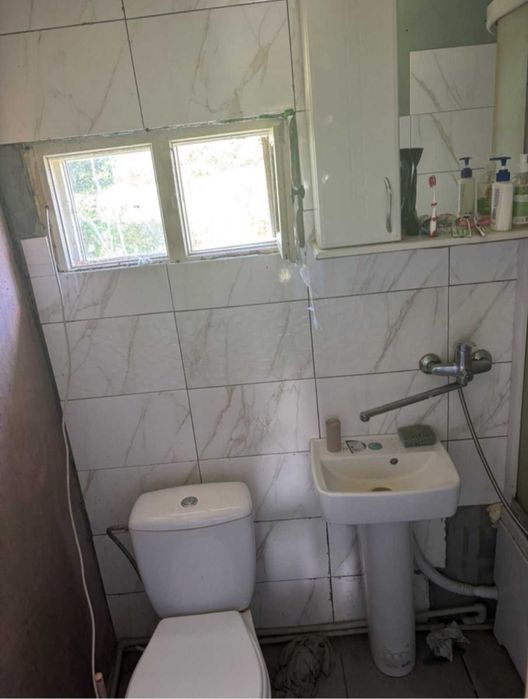 Продам будинок на два входи (дуплекс) у смт Макарів, Бучанський район