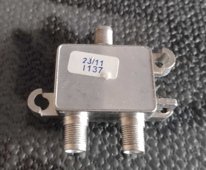 Dwa rozgałęźniki antenowe RA -2F z demontażu sprawne