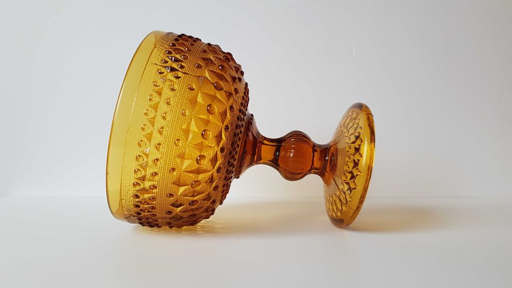 Cukiernica Romby i Guziczki (nr 3), Ząbkowice, kolorowe szkło PRL