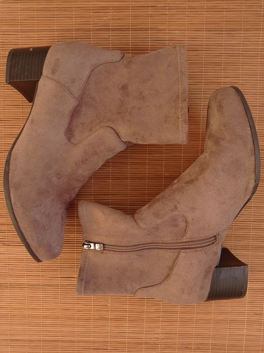 Buty damskie Caprice