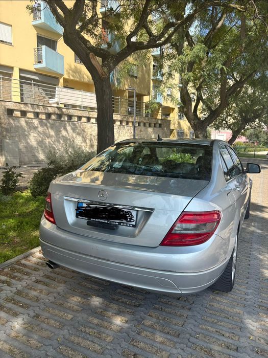 Mercedes Benz c200 — photo 2