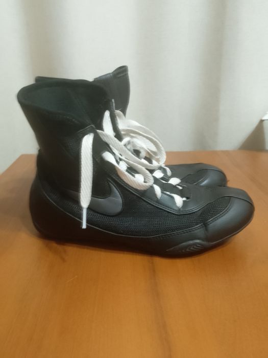 Продам nike machomai 2