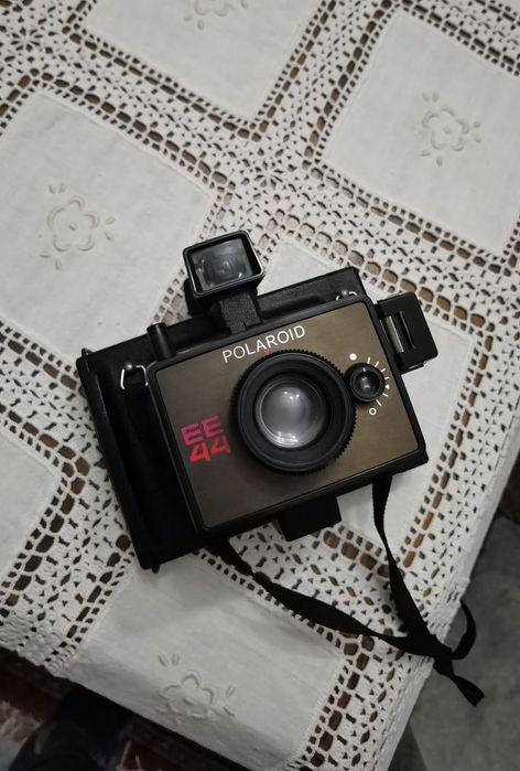 Polaroid EE44 Camera64729619904259121