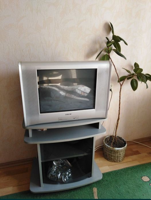 ‼️Квартира подобово‼️На Артема.Вода постійно.Набирайте Viber,WhatsApp