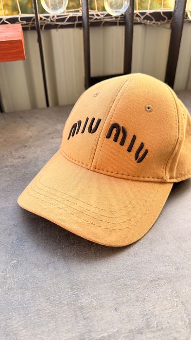 Czapka z daszkiem Miu Miu