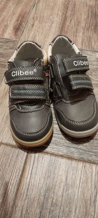 Nowe buty dla chłopca 25 clibee