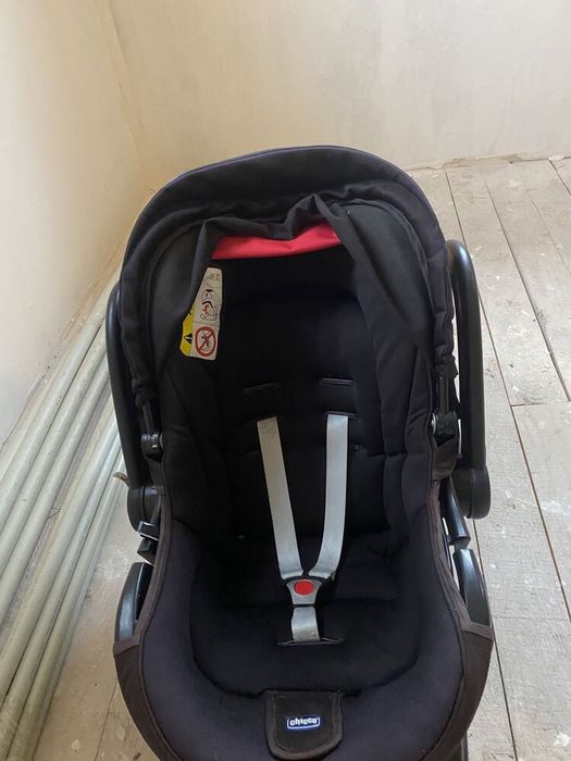 Продам дитяче авто крісло