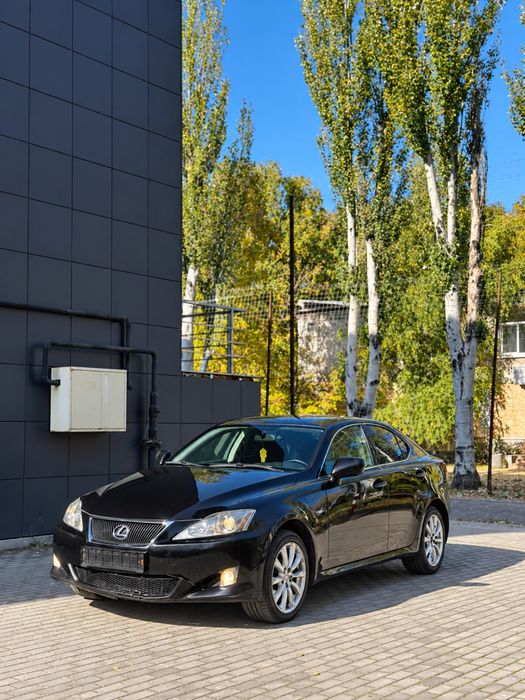 Lexus IS220d 2.2 дизель