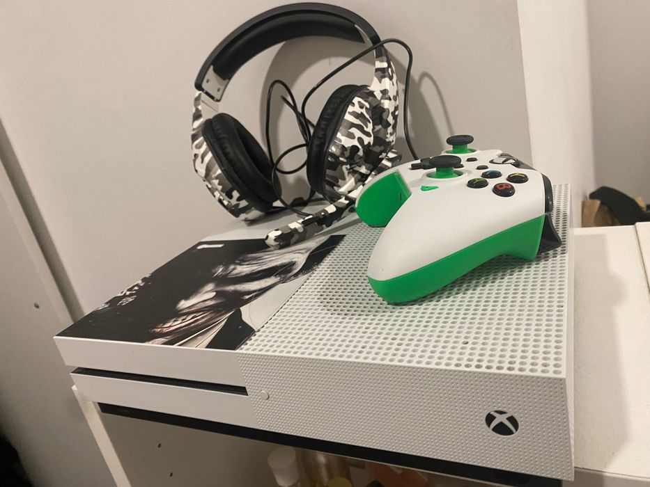 Xbox One S em conta