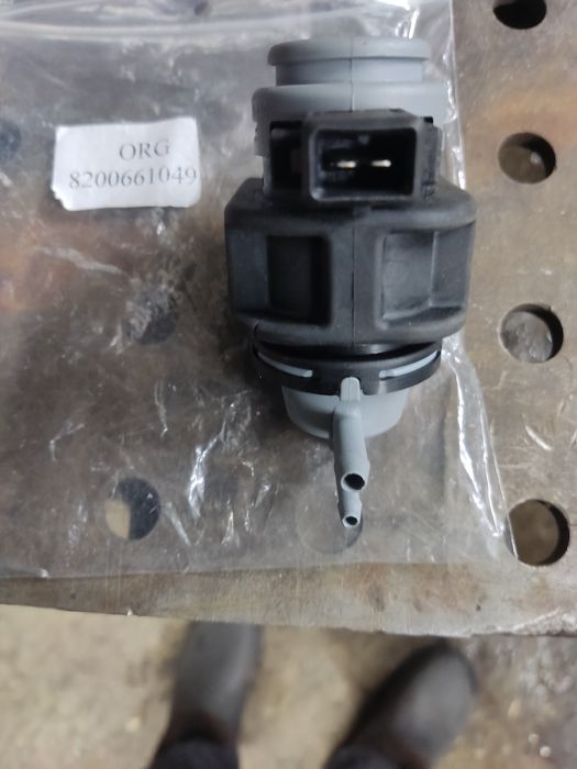 Клапан надуву турбіни Рено лагуна 3