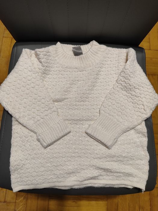 Sweter dziecięcy 104