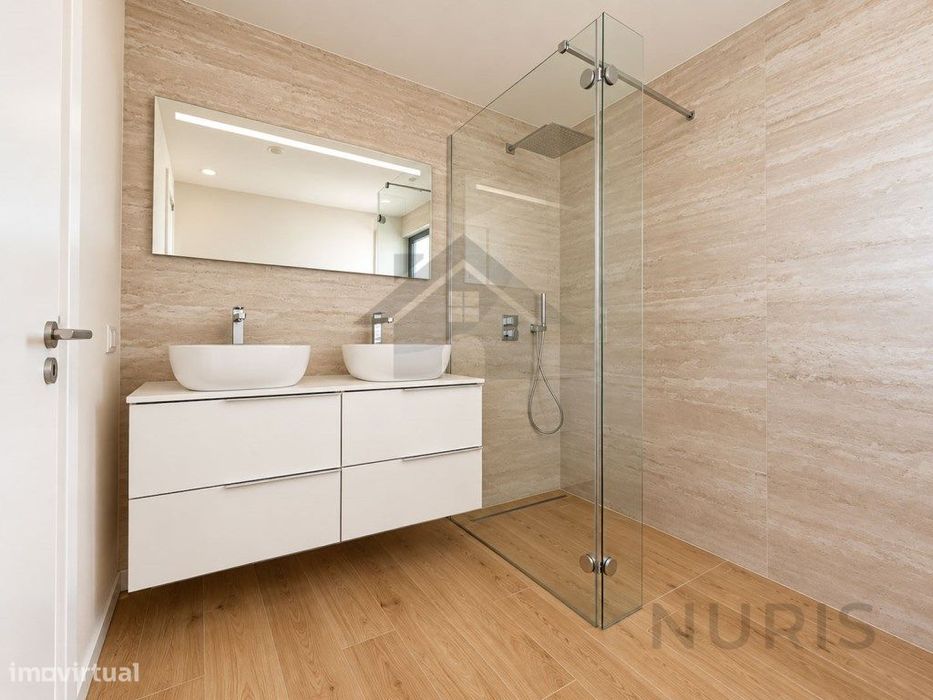 Apartamento T2 para Venda em Condomínio de Luxo em Ferragudo, Lagoa