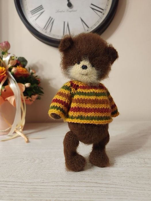 Miś na szydełku, maskotka prezent rękodzieło hand made