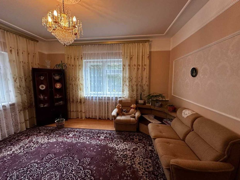 Продаж двоповерхового будинку 155,8м². 5 кімнат. ГАЗ. Гараж. В оточенні лісу. ID:36 - Вид 2