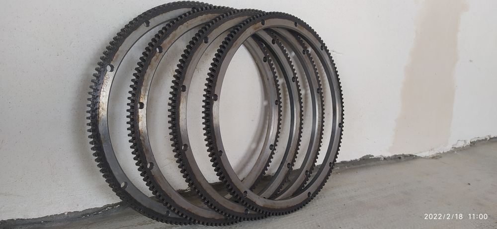 Вінець маховика VW транспортер т4
 2.4, 2.5, 2.0 бензин, дизель 1,9 т.