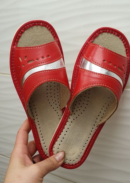 Kapcie laczki 38 pantofle czerwone skóra skórzane 36 i 37,39 40 41