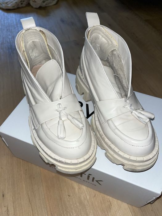 Утеплені лофери, продаю взуття