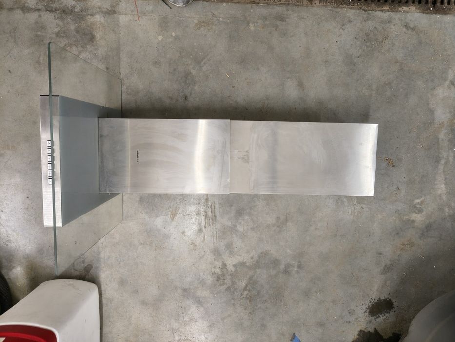 Wyciąg kuchenny okap Siemens INOX i szkło