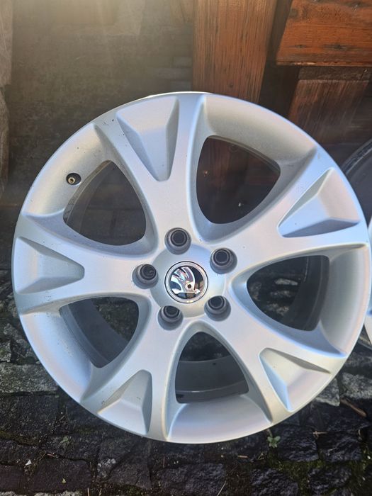 Felgi Skoda 5x112 17 cali