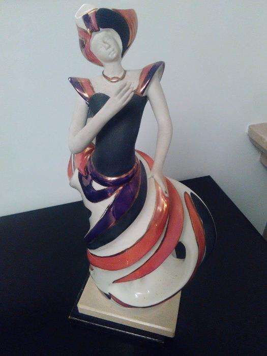 ESTATUETA de decoração