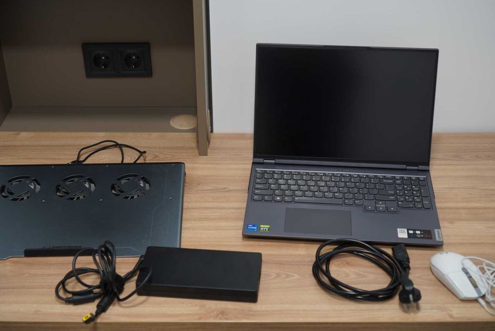Lenovo Legion 5 Pro в ідеальному стані i7-12700H / RTX 3070 Ti / 55 циклів батареї