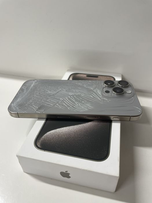 iPhone 15 Pro Max