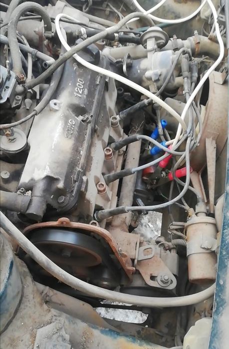 Двигатель Ваз 2110 2115 приора таврия на полном ходу