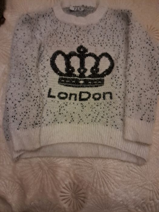 Светрик для дівчинки