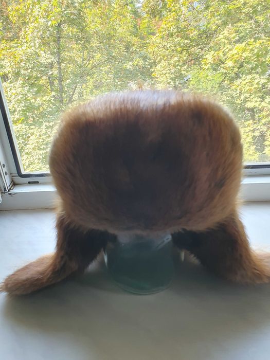 Шапка -ушанка  мужская  из ондатры 59-60 и женская из норки \фото\