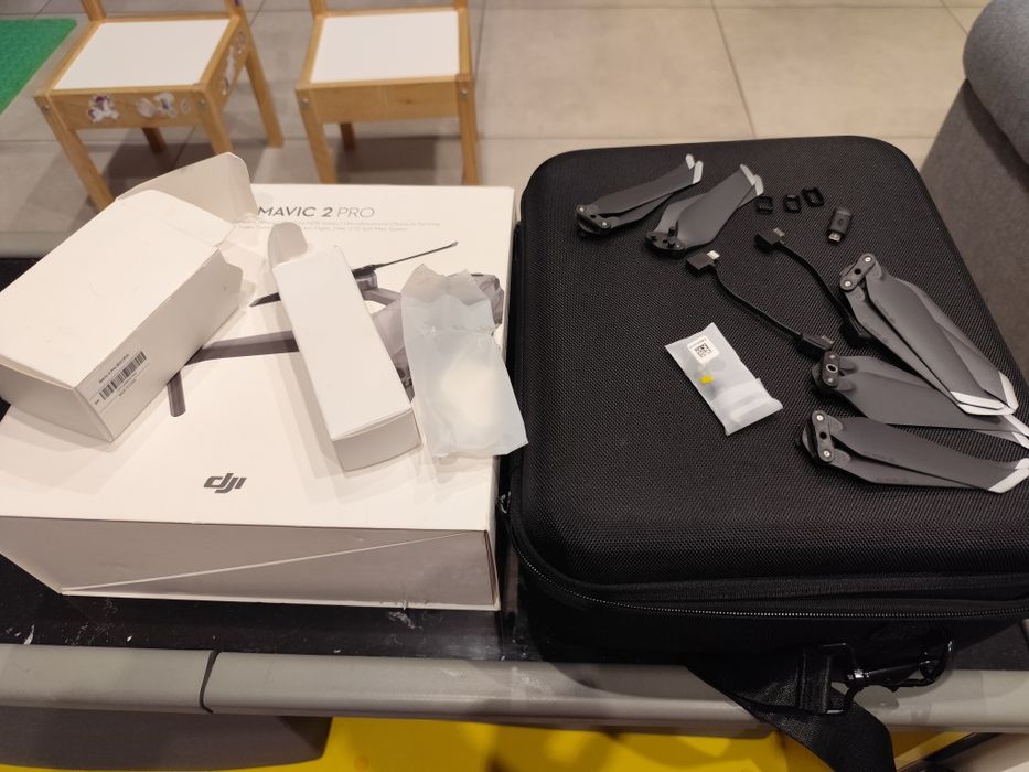Jak nowy dron DJI Mavic 2 Pro. Stan fabryczny.  40min wylatane. Idealn