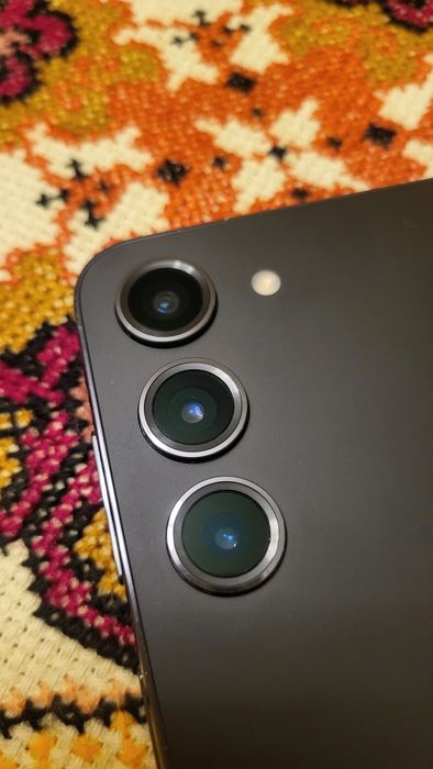 Samsung Galaxy S23+ plus 8/256 USA