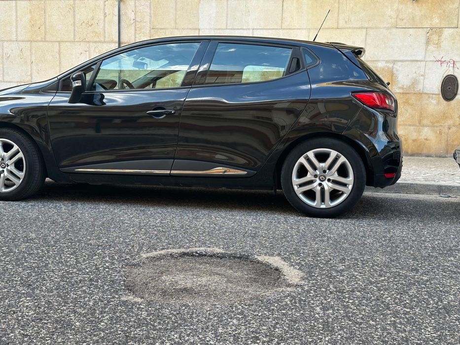 RENAULT CLIO 2018 1.5 dCi 90cv Diesel - 128.000km - 8.500€ - Impecável