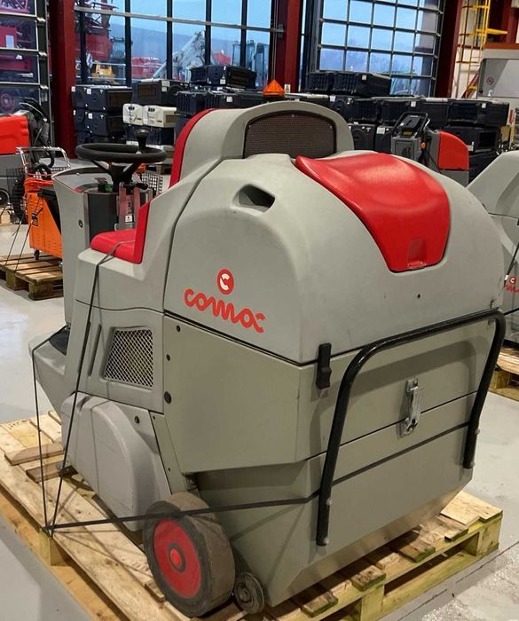 Zamiatarka Comac CS700B rok 2021