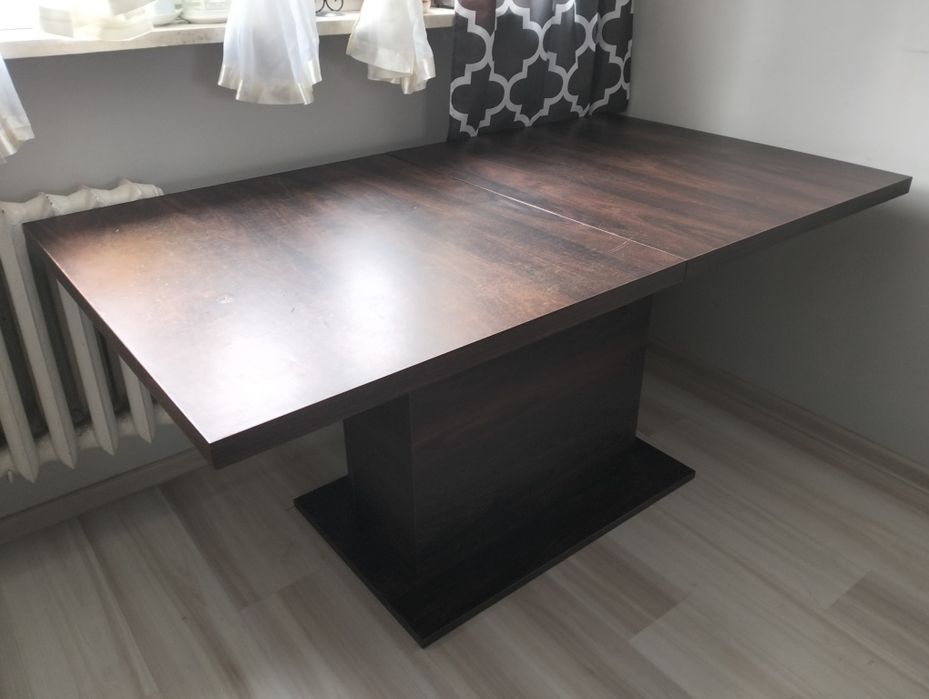 Drewniany ciężki stół kolor wenge, ciemny brąz