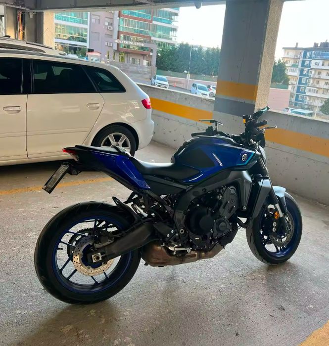 Suporte matricula YAMAHA MT09 2024/2025