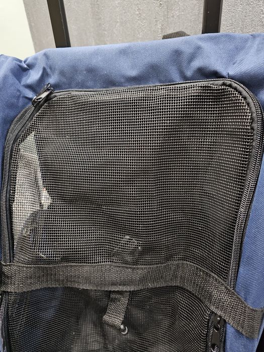 Mochila / mala com rodas para transporte de animais