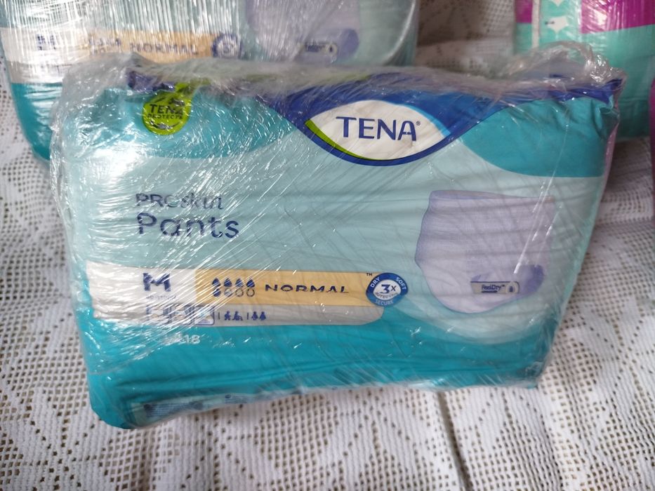 Cueca Fraldas Tena , embalagem selada