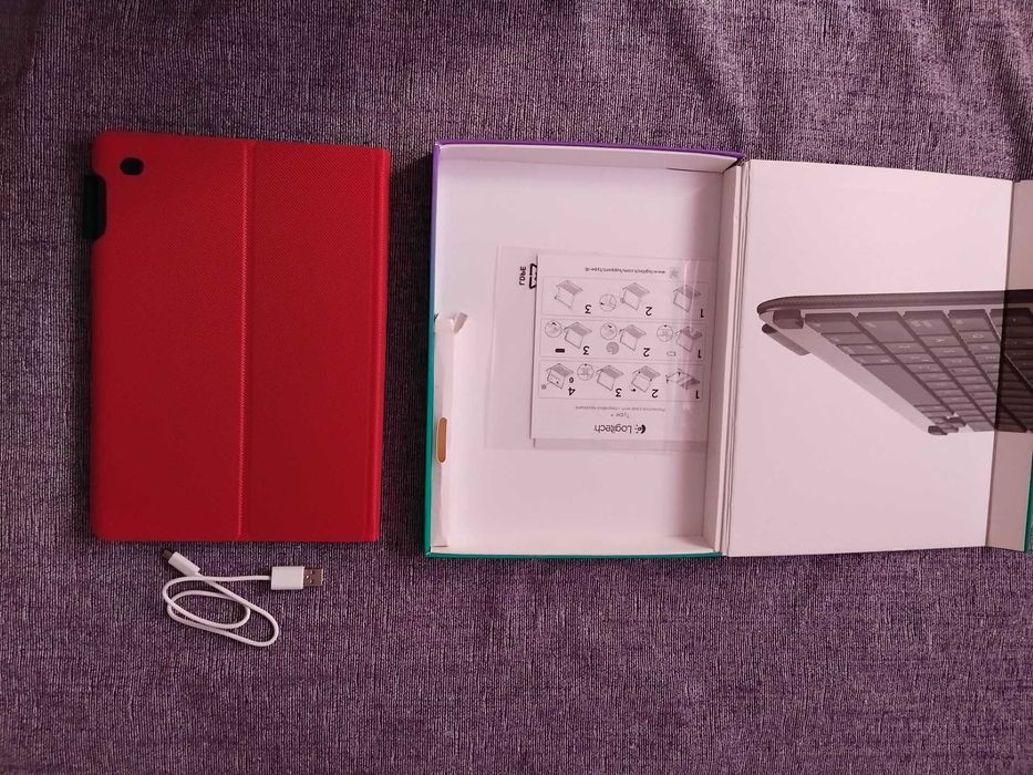 Capa/Teclado Logitech Type+ para iPad Air 2 - NOVO