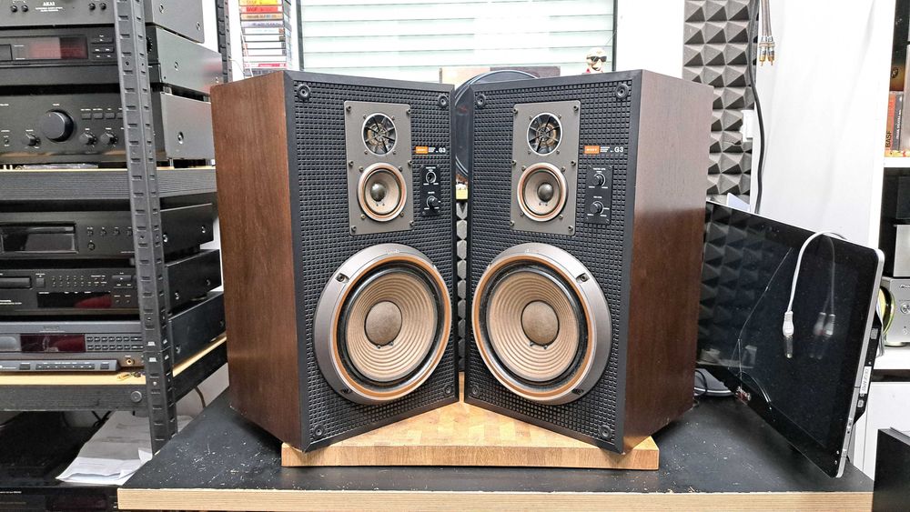 Kolumny Sony SS-G3 pod lampę