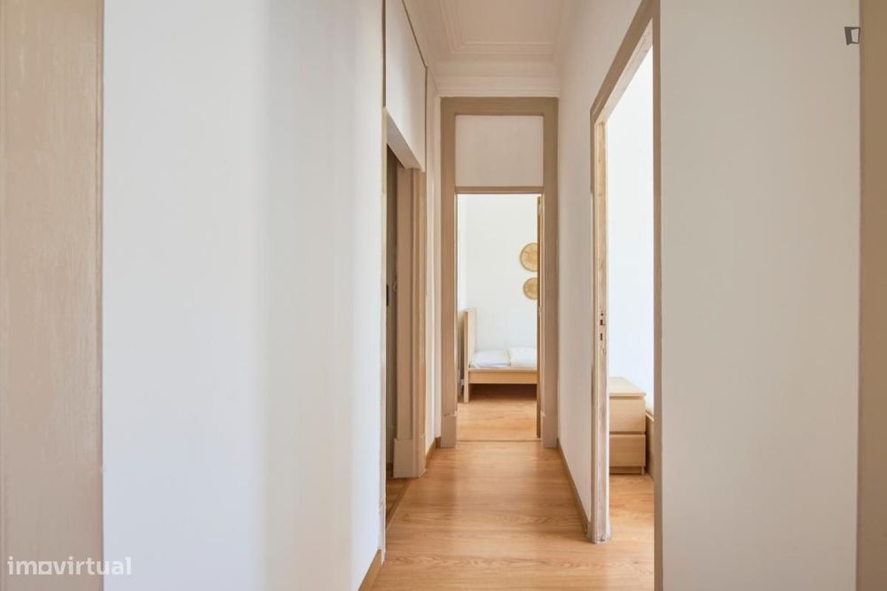 Quarto - localizado em Alameda Lisbon