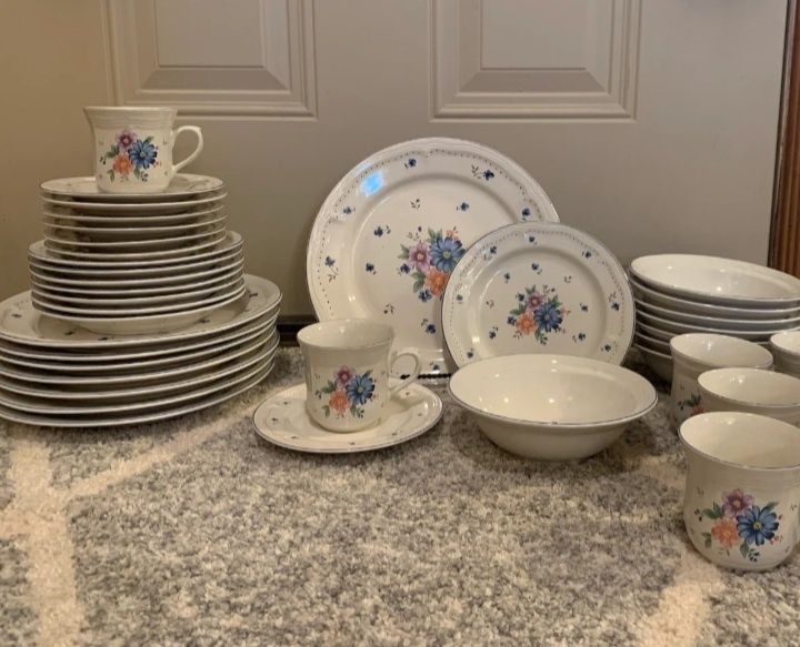 Lote 4 peças Loiça Grés Provincial Bouquet Vintage Coleção