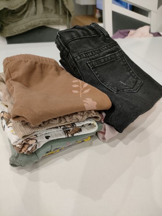 Spodnie i legginsy dla dziewczynki 5 par 74