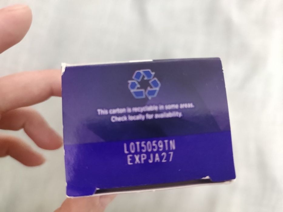 Оригінал Зубна паста 147 грам Crest 3d white ultra vivid mint