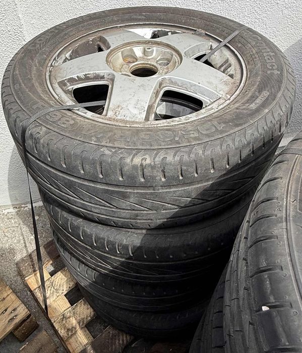 Conjunto de Jantes - VW GOLF IV