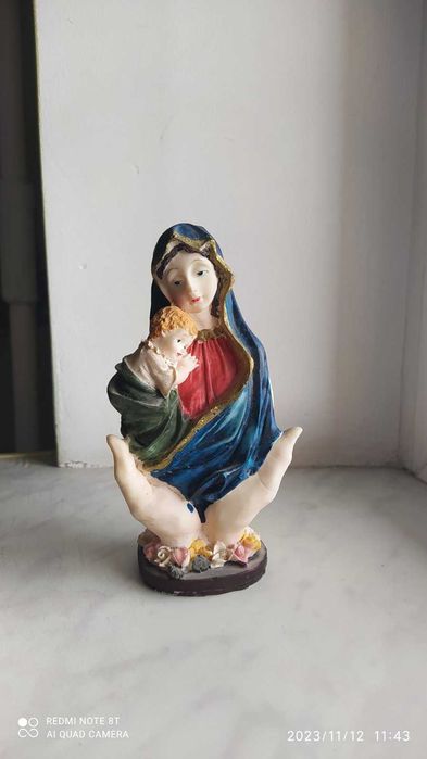 Статуэтки разной тематики