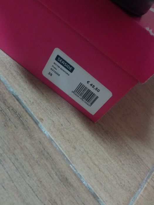 Botins camurça pretos