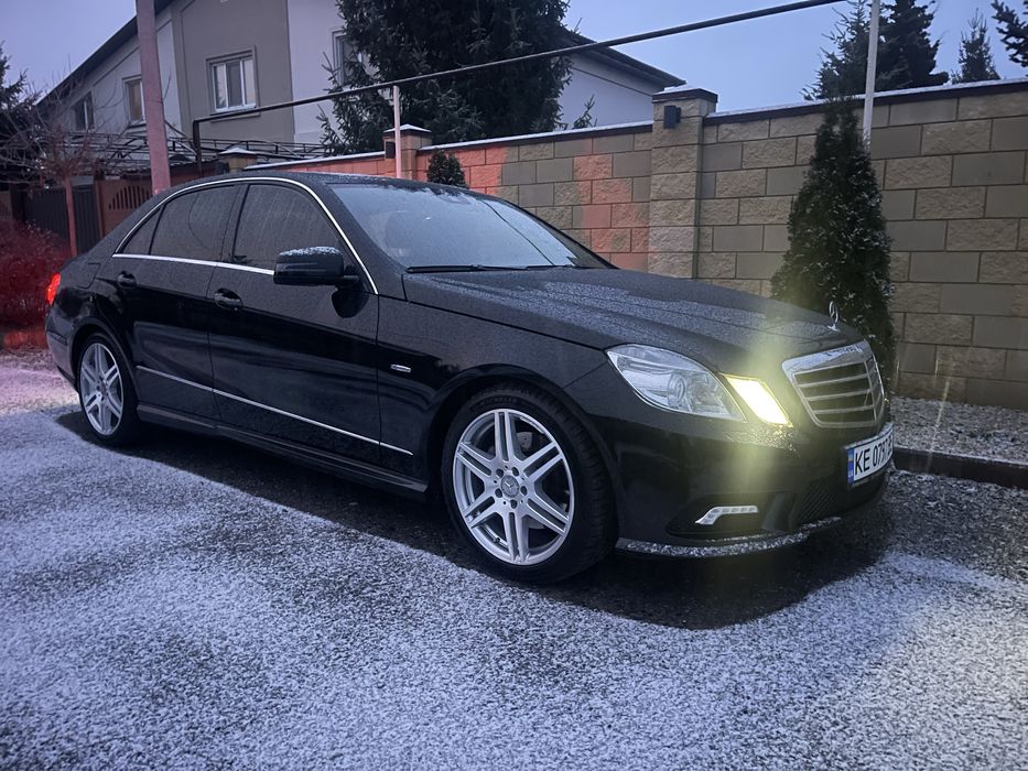 Аренда, Заказ,Прокат авто на свадьбу Mercedes E212/ VIP трансфер такси