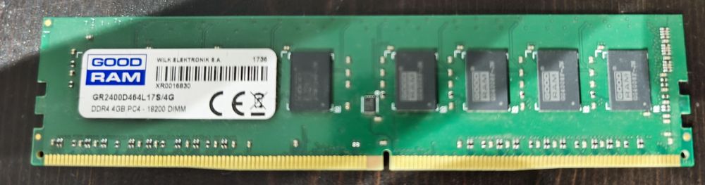 Kości pamięci RAM DDR4 4gb