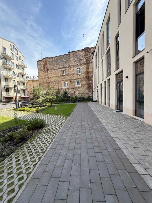 Продаж приміщення на вул. Газова