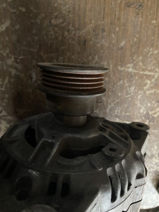 Audi 80 b4 2.0 alternator